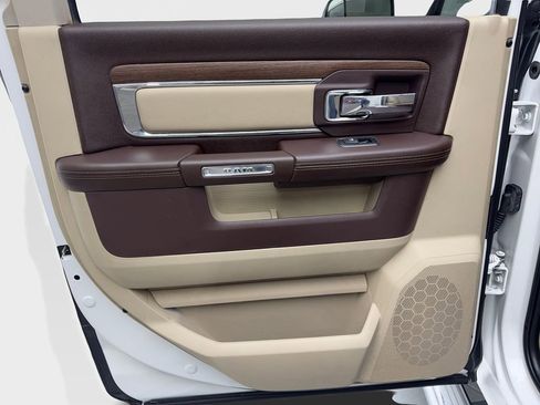 Used 2017 RAM 3500 Laramie image 39