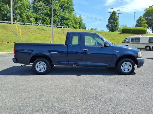 Used 2002 Ford F150 XL RWD image 2