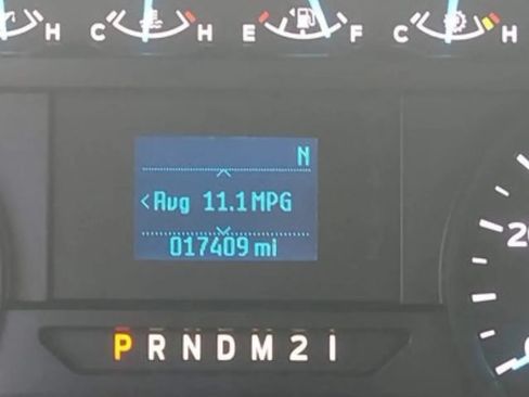 Used 2019 Ford F250 XL w/ Power Equipment Group RWD image 7