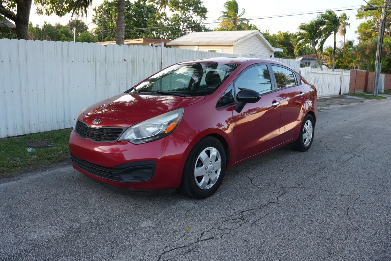 Used 2015 Kia Rio LX w/ Power Package FWD image 3