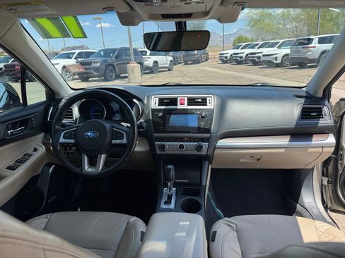 Used 2017 Subaru Outback 2.5i Limited AWD/4WD image 20