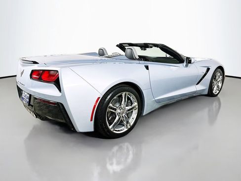 Used 2017 Chevrolet Corvette Stingray Convertible w/ 2LT Preferred Equipment Group RWD image 8