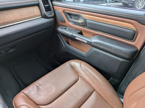 Used 2022 RAM 1500 Limited image 10