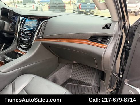 Used 2018 Cadillac Escalade Premium Luxury image 99