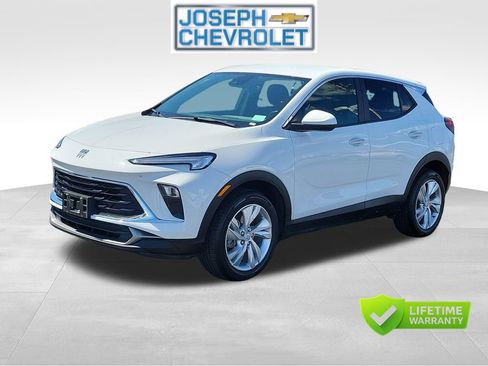 Used 2025 Buick Encore GX Preferred FWD image 2