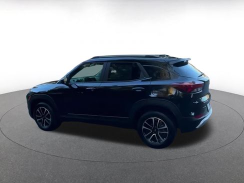 Used 2025 Chevrolet TrailBlazer LT image 10