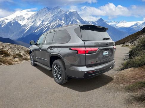 New 2026 Toyota Sequoia Platinum AWD/4WD image 4