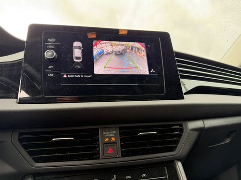 Used 2025 Volkswagen Jetta S image 20