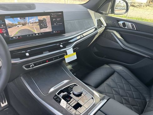 New 2026 BMW X5 M60i w/ Climate Comfort Package image 24