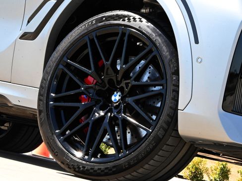 Used 2026 BMW X6 M Competition w/ Executive Package image 12