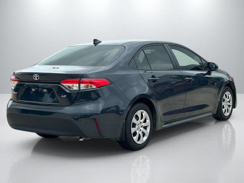 Used 2024 Toyota Corolla LE FWD image 5