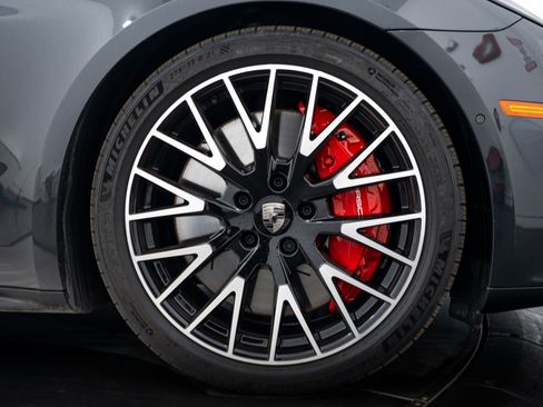 New 2026 Porsche Panamera Turbo image 11