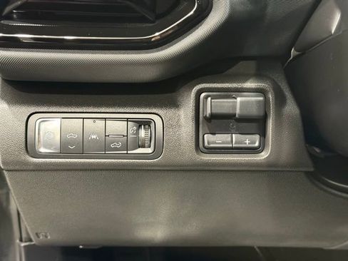 Used 2024 Chevrolet Silverado EV RST image 33