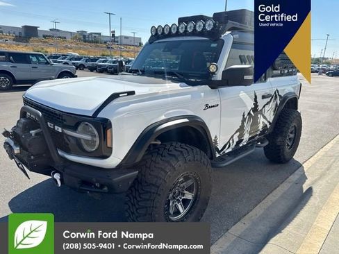 Used 2024 Ford Bronco Wildtrak AWD/4WD image 3