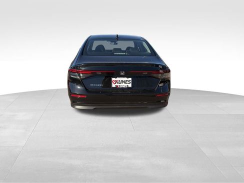 New 2026 Honda Accord LX image 8
