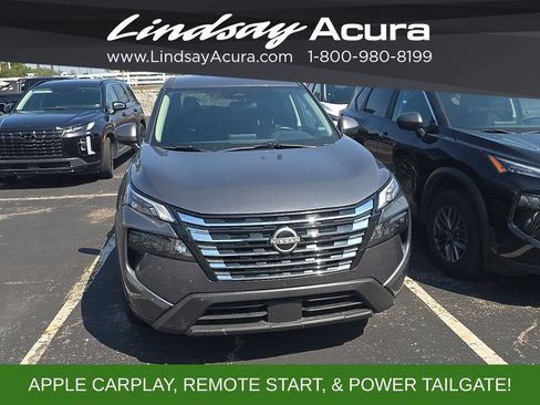 Used 2025 Nissan Rogue SV AWD/4WD image 2