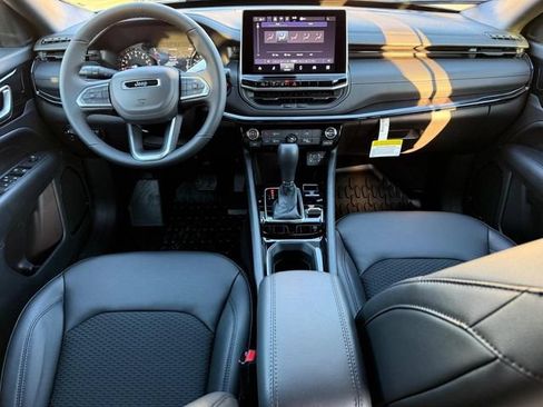 New 2026 Jeep Compass Latitude AWD/4WD image 5