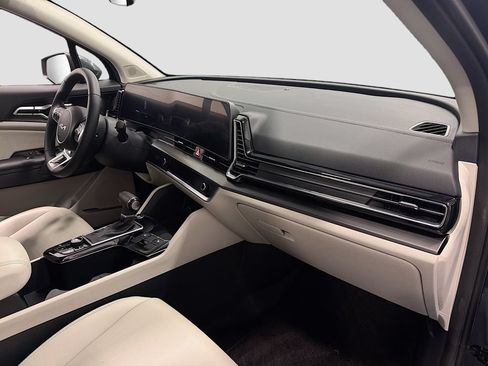Used 2024 Kia Sportage EX FWD image 28