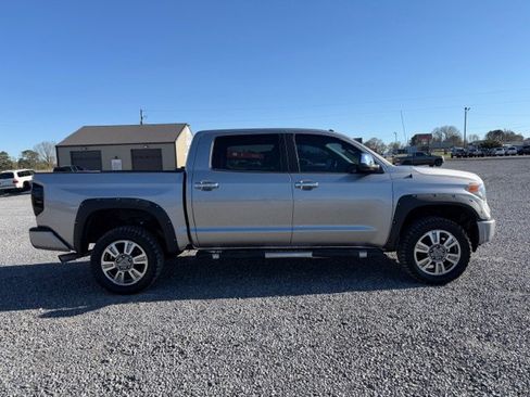 Used 2014 Toyota Tundra Platinum image 3