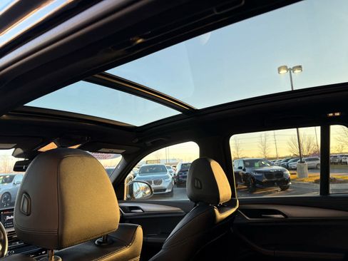 Used 2021 BMW X3 xDrive30i w/ M Sport Package image 18