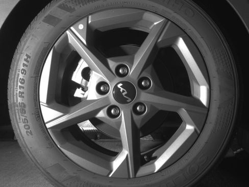 Used 2025 Kia K4 LXS image 15