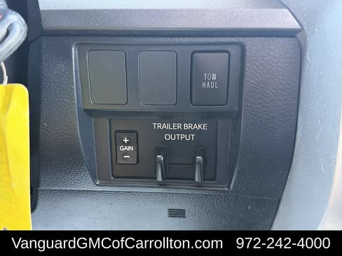 Used 2020 Toyota Tundra SR5 w/ SR5 Upgrade Package AWD/4WD image 22