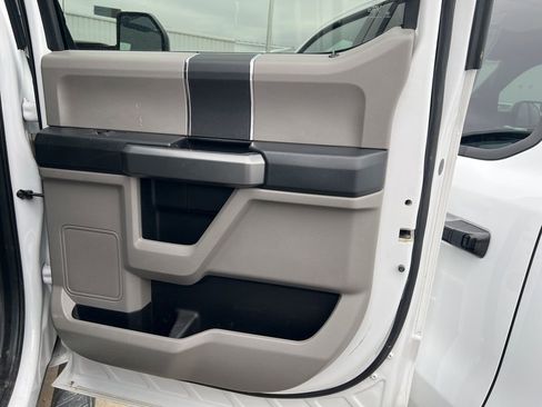 Used 2017 Ford F250 XLT image 13