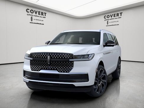New 2026 Lincoln Navigator Reserve AWD/4WD image 2
