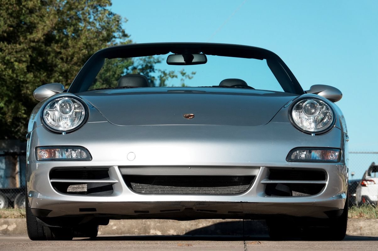 Used 2006 Porsche 911 Carrera 4 AWD/4WD image 16