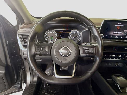 Used 2022 Nissan Rogue S AWD/4WD image 13