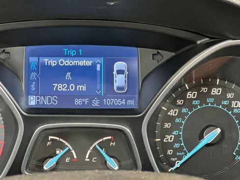 Used 2012 Ford Focus SEL FWD image 26