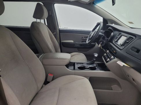 Used 2021 Kia Sedona LX FWD image 21