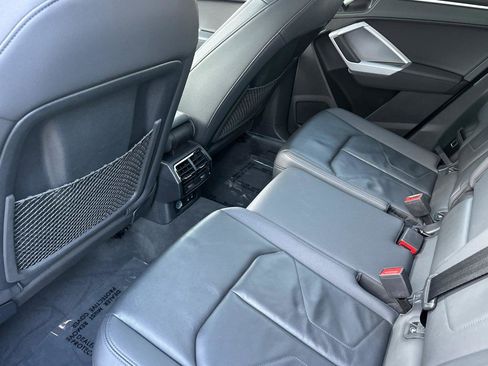 Used 2024 Audi Q3 2.0T Premium image 10