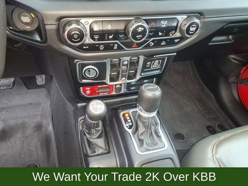 Used 2024 Jeep Gladiator Mojave image 17