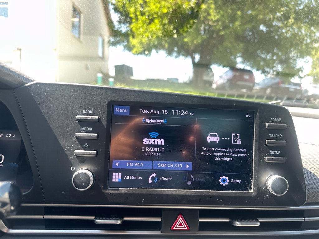 Used 2023 Hyundai Elantra SEL FWD image 17