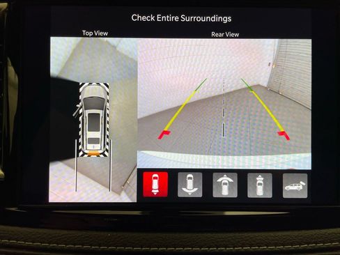 New 2027 Chrysler Pacifica Limited w/ S Appearance Package FWD image 12