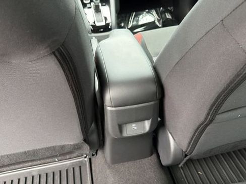 Used 2025 Nissan Versa SR w/ Trunk Package FWD image 20