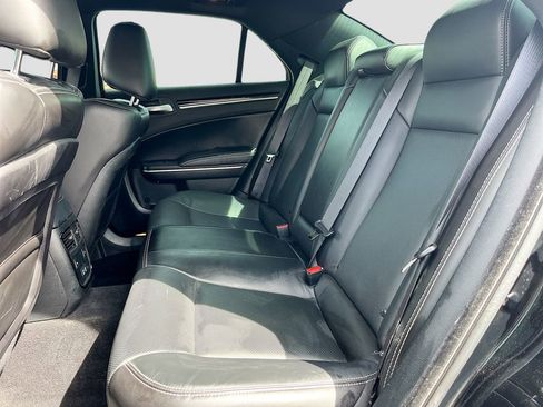 Used 2023 Chrysler 300 S w/ Comfort Group RWD image 26