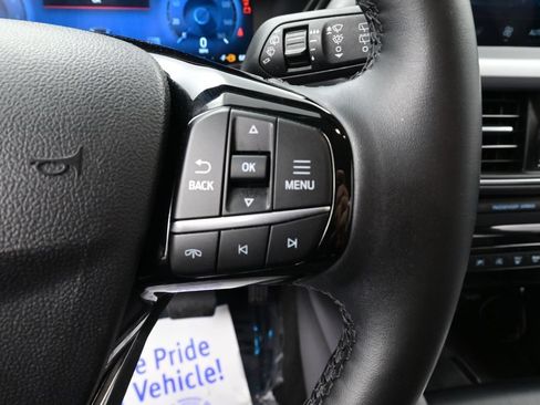 Used 2024 Ford Escape Platinum AWD/4WD image 36