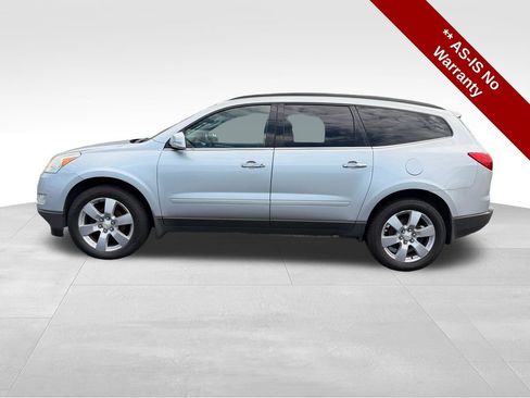 Used 2012 Chevrolet Traverse LT w/ All-Star Edition FWD image 2