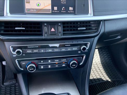 Used 2019 Kia Optima SX FWD image 35