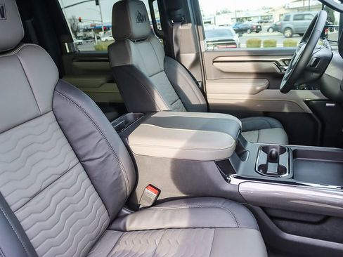 New 2026 Chevrolet Silverado 2500 ZR2 w/ ZR2 Bison Edition image 15