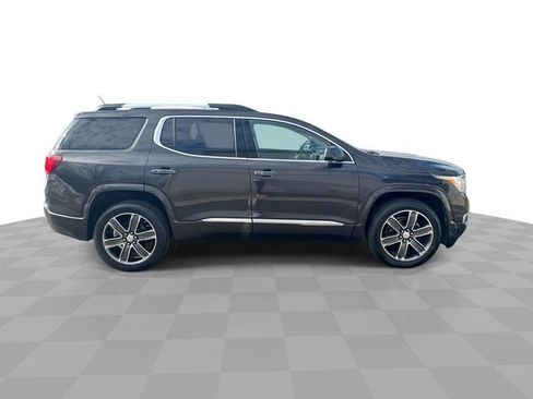 Certified 2018 GMC Acadia Denali w/ Technology Package image 10