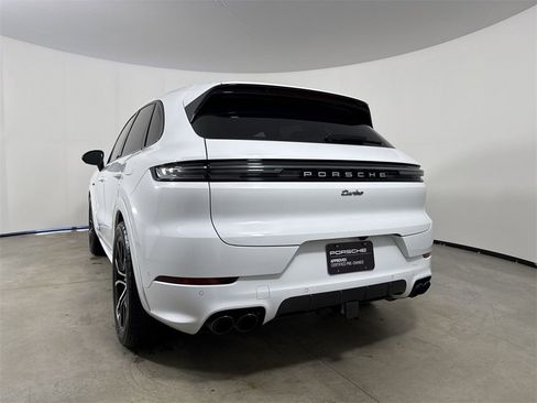New 2025 Porsche Cayenne Turbo image 20