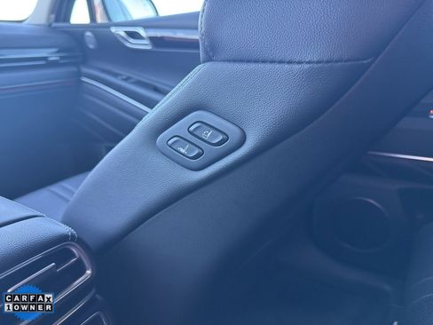 Used 2025 Genesis GV80 2.5T Standard AWD/4WD image 29