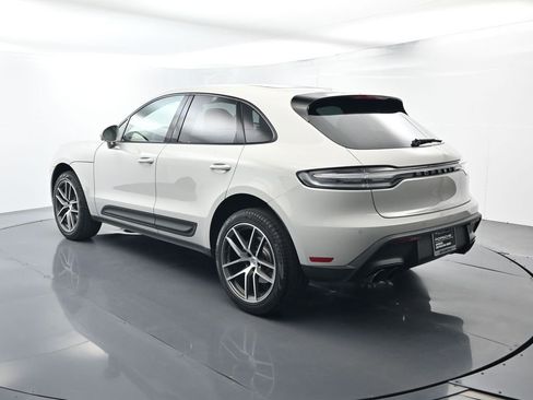Certified 2026 Porsche Macan Turbo AWD/4WD image 3