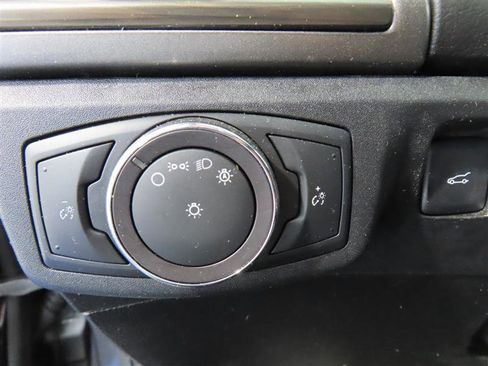 Used 2019 Ford Fusion SEL image 20