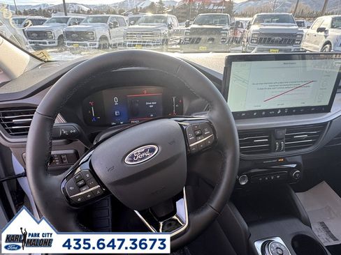 New 2026 Ford Escape SE w/ Class II Trailer Tow Package image 10