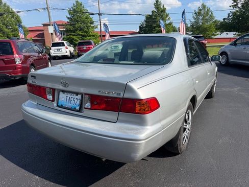 Used 2001 Toyota Camry FWD image 5
