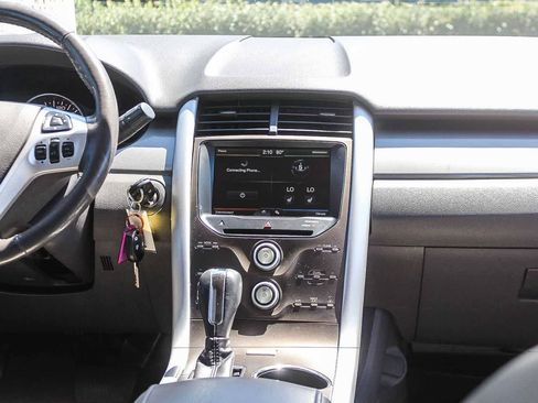 Used 2014 Ford Edge SEL w/ Equipment Group 205A AWD/4WD image 17